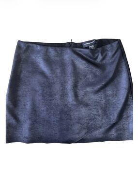 NWT Fifteen Twenty Navy Metallic Faux Leather Mini Skirt - Size M - Made in USA